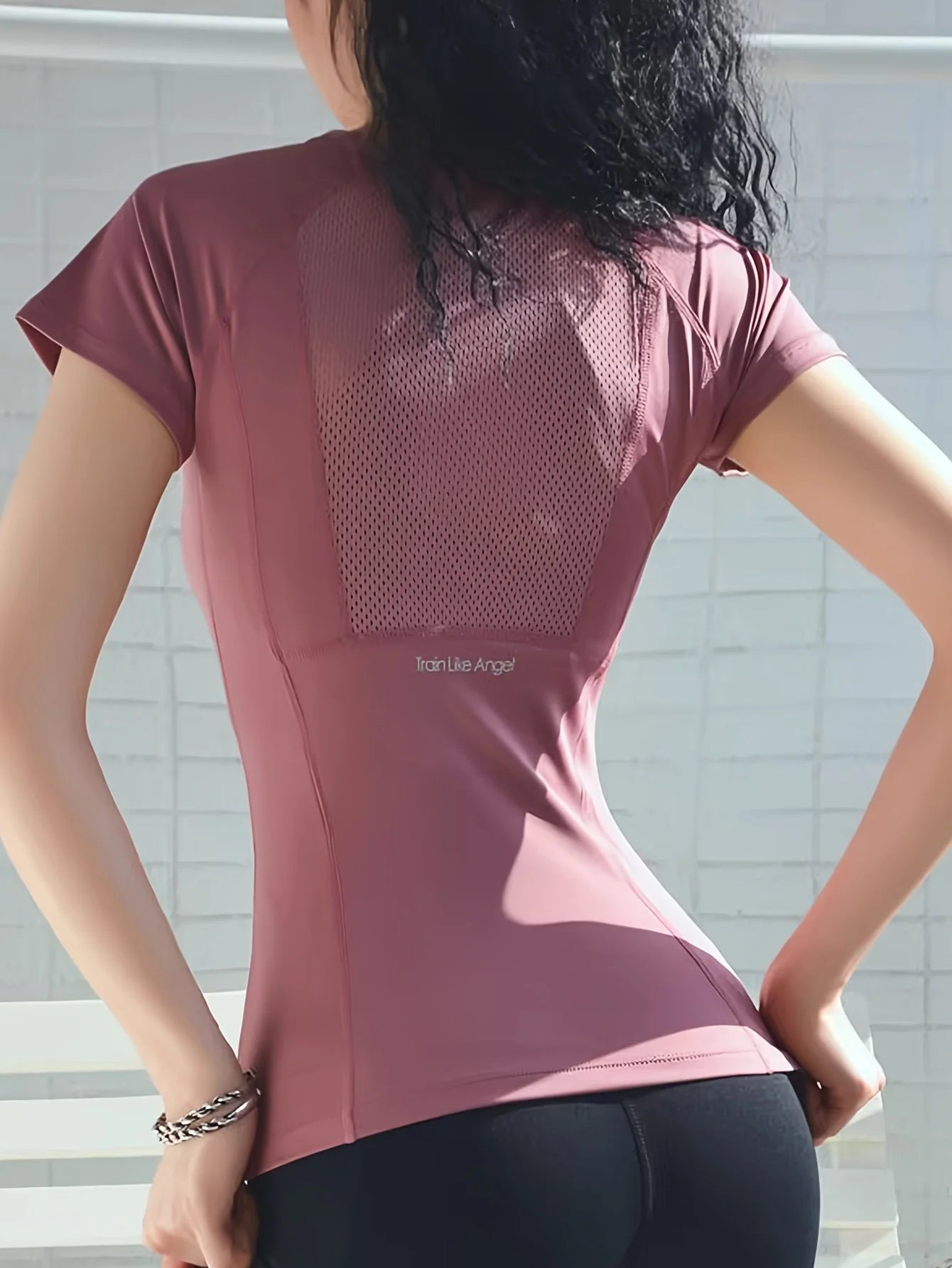 Camiseta Deportiva Entallada Essential (Camiseta básica de mujer)